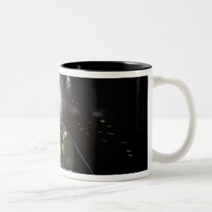 Tasse 2 Couleurs Interprétation d'artiste d'un nouveau vaisseau