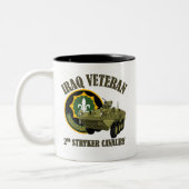 Tasse 2 Couleurs Iraq Vet 2e SCR Stryker (Gauche)