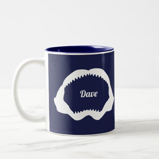 Tasse 2 Couleurs Jaws et dents de requin blanc ouvert sur bleu mari (Gauche)