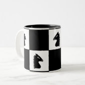 Tasse 2 Couleurs Jeu d'échecs du chevalier noir (Devant gauche)