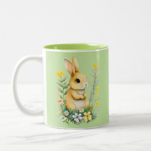 Tasse 2 Couleurs Joli lapin de Pâques & monogramme sur fond vert cl