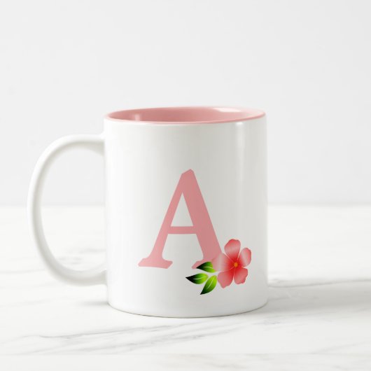 Tasse 2 Couleurs Joli monogramme rose avec fleur sur blanc (Gauche)
