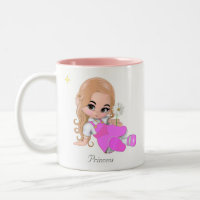 Jolie princesse fée avec fleur de marguerite