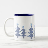 Tasse 2 Couleurs Jolis sapins de Noël bleus (Gauche)