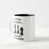 Tasse 2 Couleurs Joueur de stratégie d'échecs (Devant gauche)