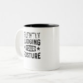 Tasse 2 Couleurs Juger silencieusement votre position (Devant gauche)