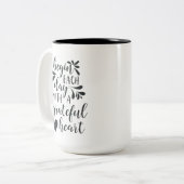 Tasse 2 Couleurs Jumbo du coeur gracieux (Devant gauche)