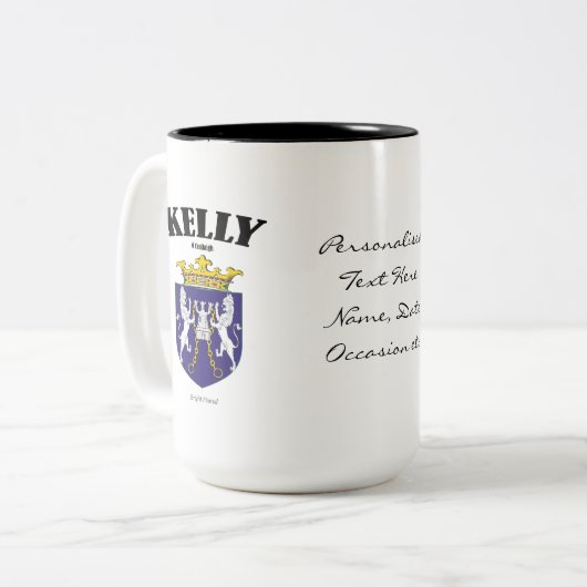 Tasse 2 Couleurs Kelly Family Crest, Traduction & Signification (Devant gauche)