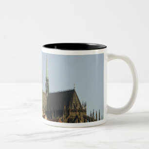 Tasse 2 Couleurs La cathédrale Saint-Guy et le château de Prague, l