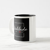 Tasse 2 Couleurs La Gratitude est l'amour multiplié (Devant gauche)
