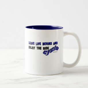 TASSE 2 COULEURS LA VIE DE CYCLE-LEAVE DERRIÈRE ET APPRÉCIENT LE