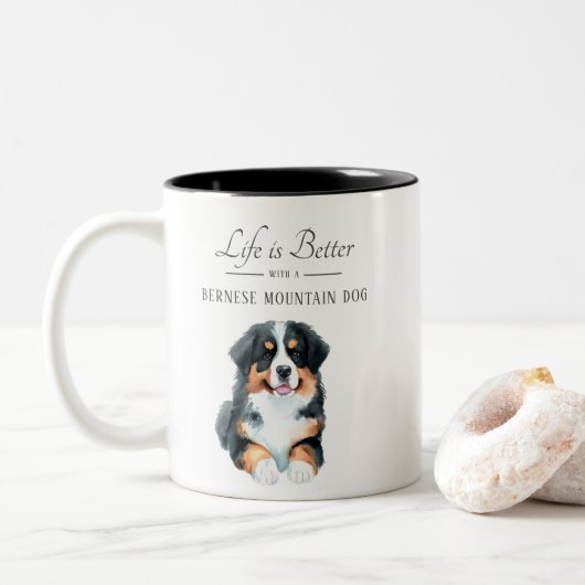 Tasse 2 Couleurs La vie est meilleure Bernese Mountain Dog (Avec donut)
