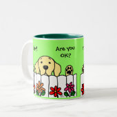 Tasse 2 Couleurs Labrador jaune vous observant (Devant gauche)