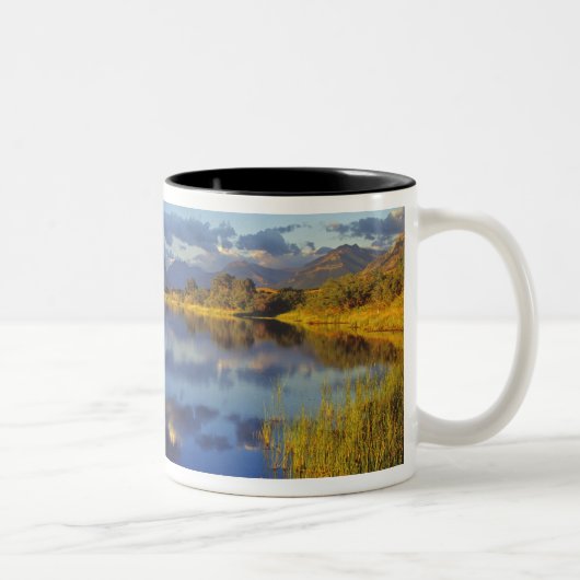 Tasse 2 Couleurs Lac Maskinonge dans le parc national des Lacs-Wate (Droit)