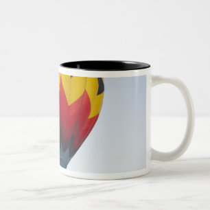 Tasse 2 Couleurs Lancement de montgolfières