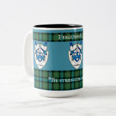 Tasse 2 Couleurs Le clan de Ferguson attaquent, (Devant gauche)