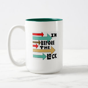 Tasse 2 Couleurs Le logo 'In Before The Lock' (Entrée Avant Le Verr