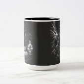 Tasse 2 Couleurs Le Magicien Étudiant le Grimoire — par BurnsInHell (Centre)