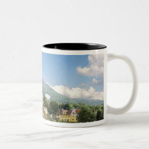 Tasse 2 Couleurs Le magnifique château de Schonbuhel se trouve au-d