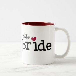 Tasse 2 Couleurs Le noir de jeune mariée avec le coeur rouge