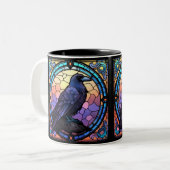 Tasse 2 Couleurs Le vitrail du corbeau effrayant (Devant gauche)