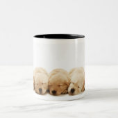 Tasse 2 Couleurs Les chiots du golden retriever (Centre)