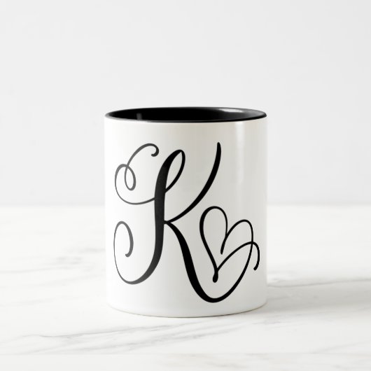 TASSE 2 COULEURS LETTRE NOIRE "K" ÉLÉGANTE MONOGRAMME (Centre)