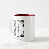 TASSE 2 COULEURS LETTRE PLAN NOIR ET BLANC E (Devant gauche)