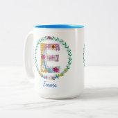 Tasse 2 Couleurs Lettres de fleurs Initiale "E" avec nom personnali (Devant gauche)