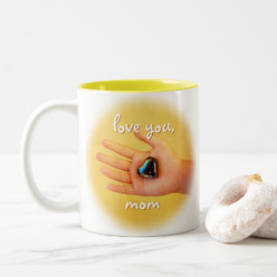 Tasse 2 Couleurs Love You Mom La main de l'enfant Holding Blue Hear