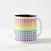 Tasse 2 Couleurs #LoveWins Rainbow Heart Motif (Devant droit)