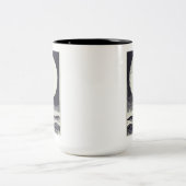 Tasse 2 Couleurs Lune du phare de Currituck Beach (Centre)