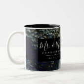 Tasse 2 Couleurs M. et Mme Script Monogram Photo Mariage (Gauche)