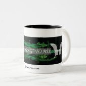 TASSE 2 COULEURS M. "ROI" TOAD (Devant droit)
