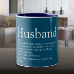 Tasse 2 Couleurs Meilleure définition du mari au monde<br><div class="desc">Personnalisez votre mari spécial pour créer un cadeau unique pour les anniversaires,  anniversaires,  mariages,  Noël ou tout autre jour que vous voulez montrer combien il signifie pour vous. Une façon parfaite de lui montrer à quel point il est extraordinaire chaque jour. Conçu par Thisisnotme©</div>