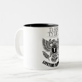 Tasse 2 Couleurs Membre à vie de l'équipe Tyler (Devant gauche)