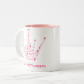 Tasse 2 Couleurs Même princesses Need Coffee (Devant gauche)