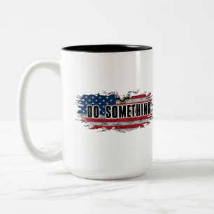 TASSE 2 COULEURS MICHELLE OBAMA "FAIS QUELQUE CHOSE" "OUI ELLE PEUT