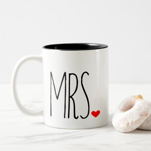 Tasse 2 Couleurs Mme avec coeur (Avec donut)