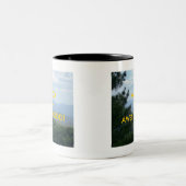 TASSE 2 COULEURS MON DIEU EST UN DIEU IMPRESSIONNANT ! (Centre)