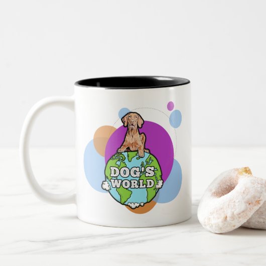 Tasse 2 Couleurs Monde du chien avec cercles (Avec donut)