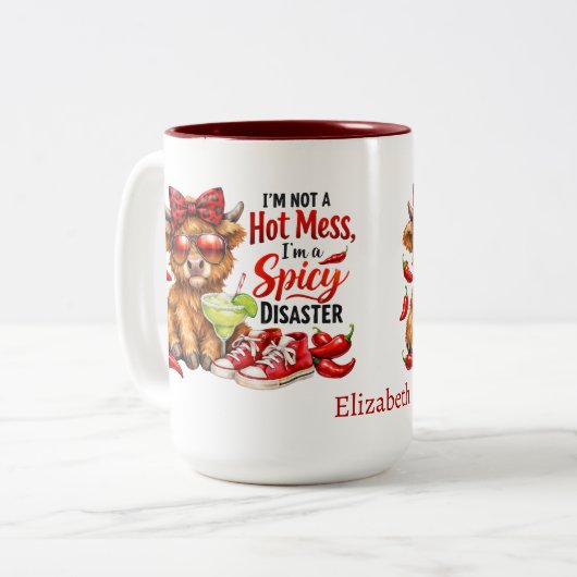 Tasse 2 Couleurs Monogram Highland Cow Hot Mess Funny Humorous  (Devant gauche)