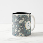 Tasse 2 Couleurs Monogramme Clematis Gris Bleu Aquarelle Fleurs (Devant droit)