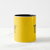 Tasse 2 Couleurs Monogramme de nom personnalisé en néon uni jaune-o (Centre)