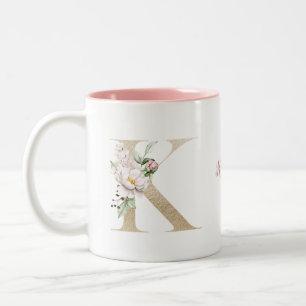 Tasse 2 Couleurs Monogramme personnalisé Lettre dorée K Fleurs rose