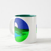 Tasse 2 Couleurs Montée de la Pleine lune sur les collines vertes (Devant gauche)