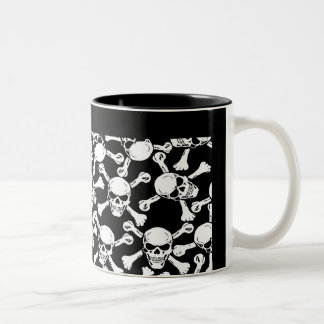 TASSE 2 COULEURS MOTIF DE CRÂNES GOTHIQUES ET D'OS CROISÉS