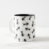 Tasse 2 Couleurs Motif noir drôle de fourmis (Devant gauche)