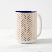 Tasse 2 Couleurs Motif rose de Chevron d'or sur la crème (Devant droit)
