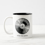 Tasse 2 Couleurs Musique Vintage<br><div class="desc">Vintage mug de disque vinyle, Buvez le café... Joue aux airs.</div>